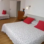 Le Clos Des Pins 2* Six-Fours-les-Plages