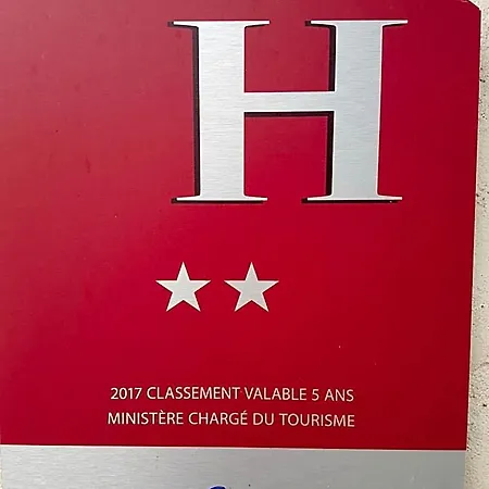Hotel Le Clos Des Pins 2*