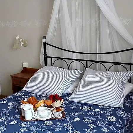 Le Clos Des Pins 2*