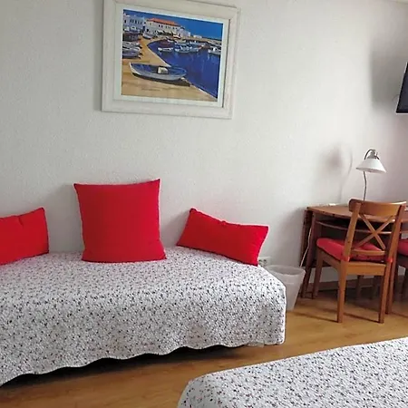Le Clos Des Pins 2*