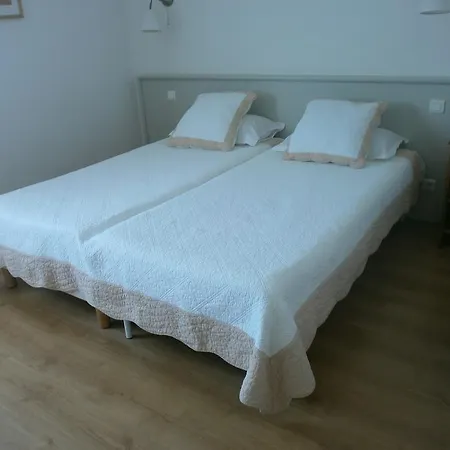 Le Clos Des Pins