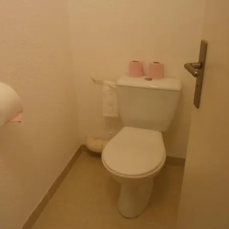 Le Clos Des Pins Ξενοδοχείο 2*